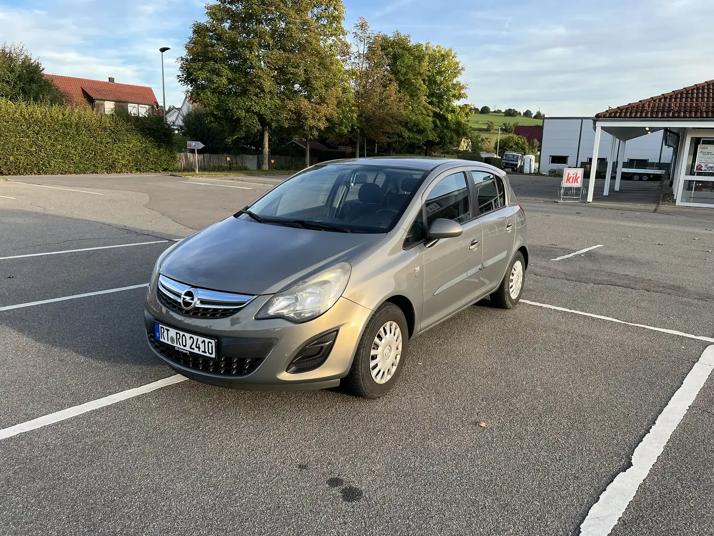 Opel Corsa Active Beige - 1