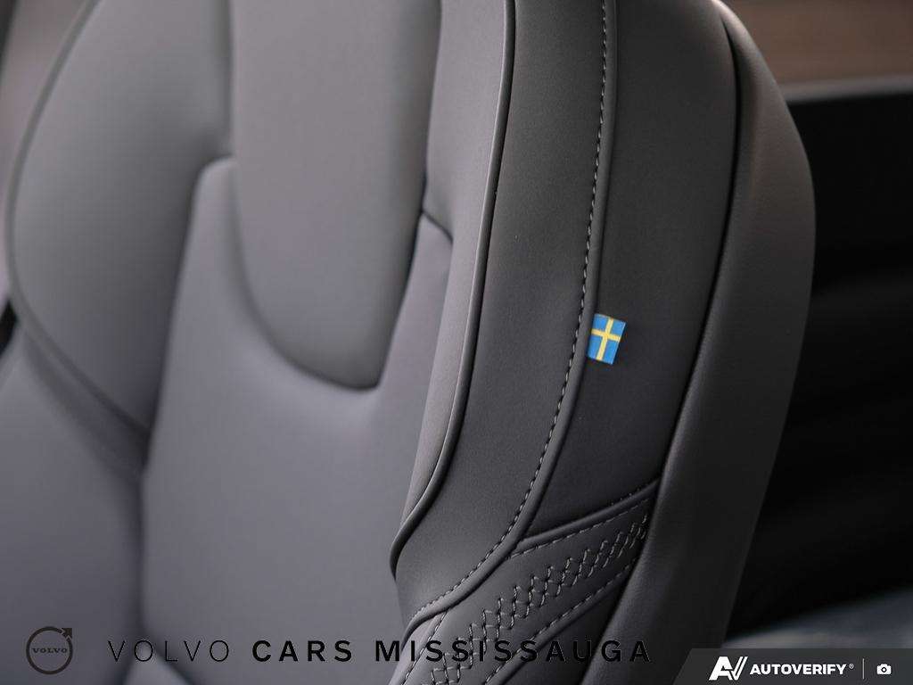 2026 Volvo XC90 T8 AWD Plus Bright Theme 7-Seater thumb 25