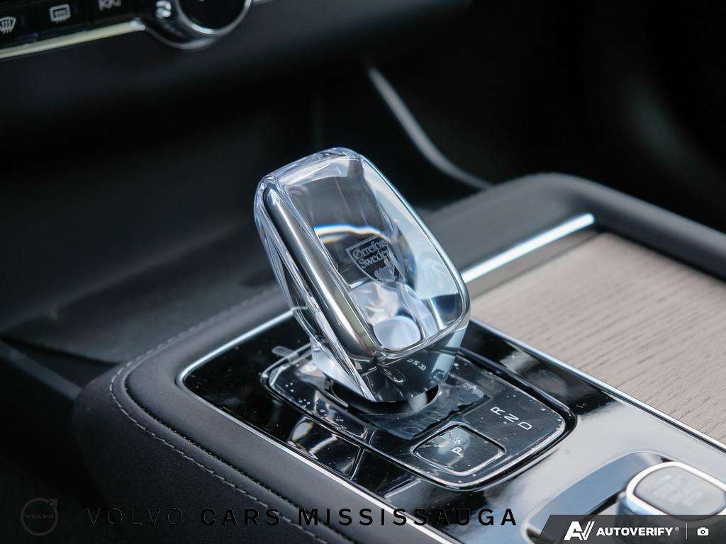 2026 Volvo XC90 T8 AWD Plus Bright Theme 7-Seater thumb 20