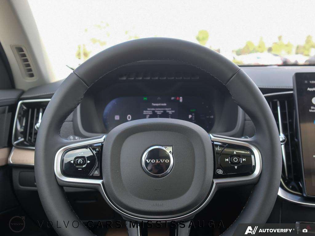 2026 Volvo XC90 T8 AWD Plus Bright Theme 7-Seater thumb 15