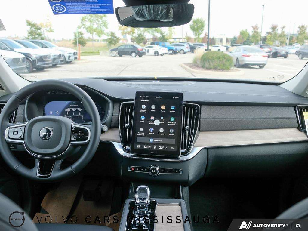 2026 Volvo XC90 T8 AWD Plus Bright Theme 7-Seater thumb 26