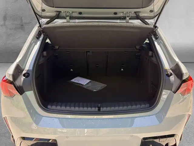 BMW 1 Series view 15