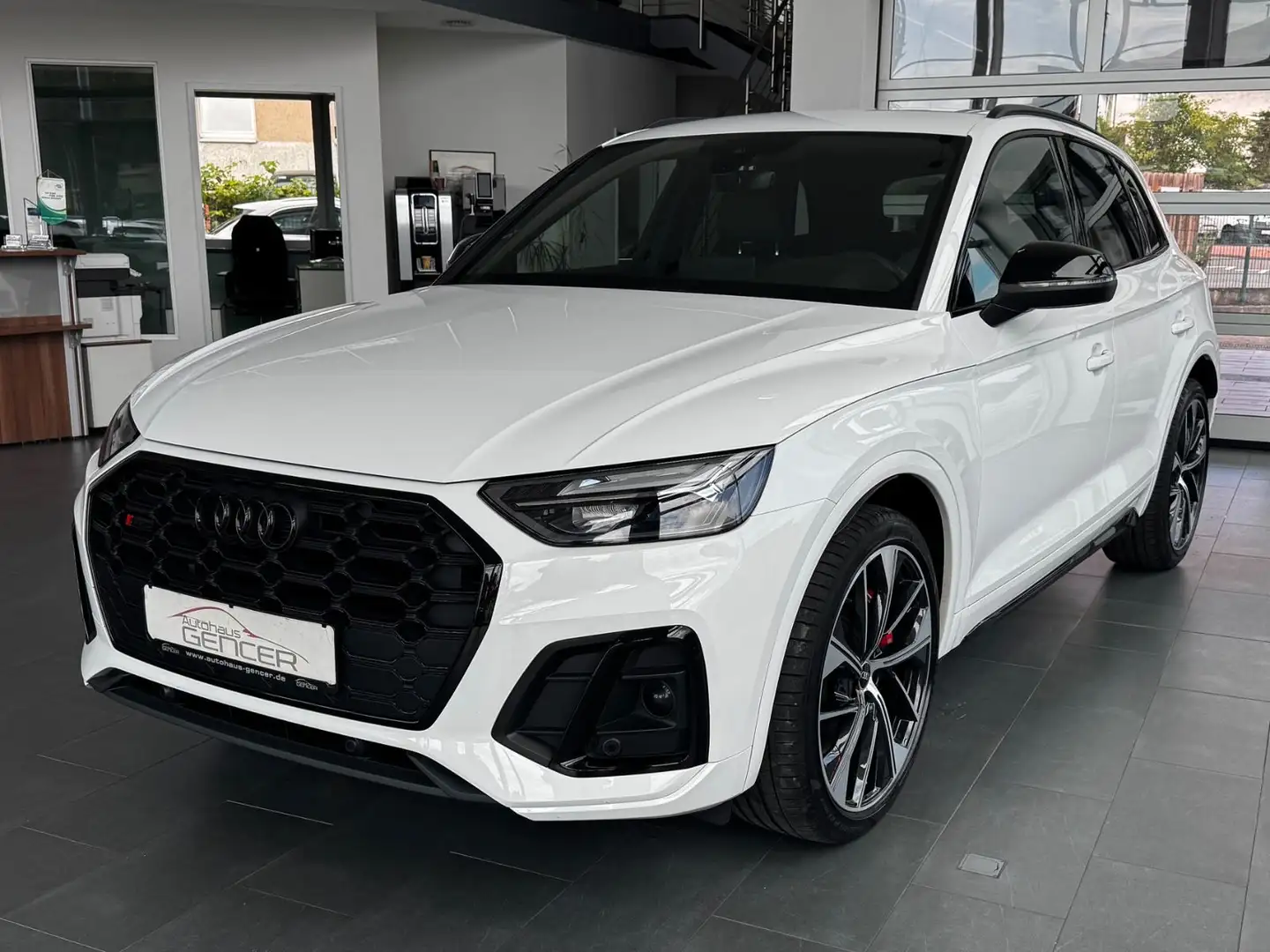 Audi SQ5 3.0 TDI "LED/VirtualC./Navi/PDC" Weiß - 1