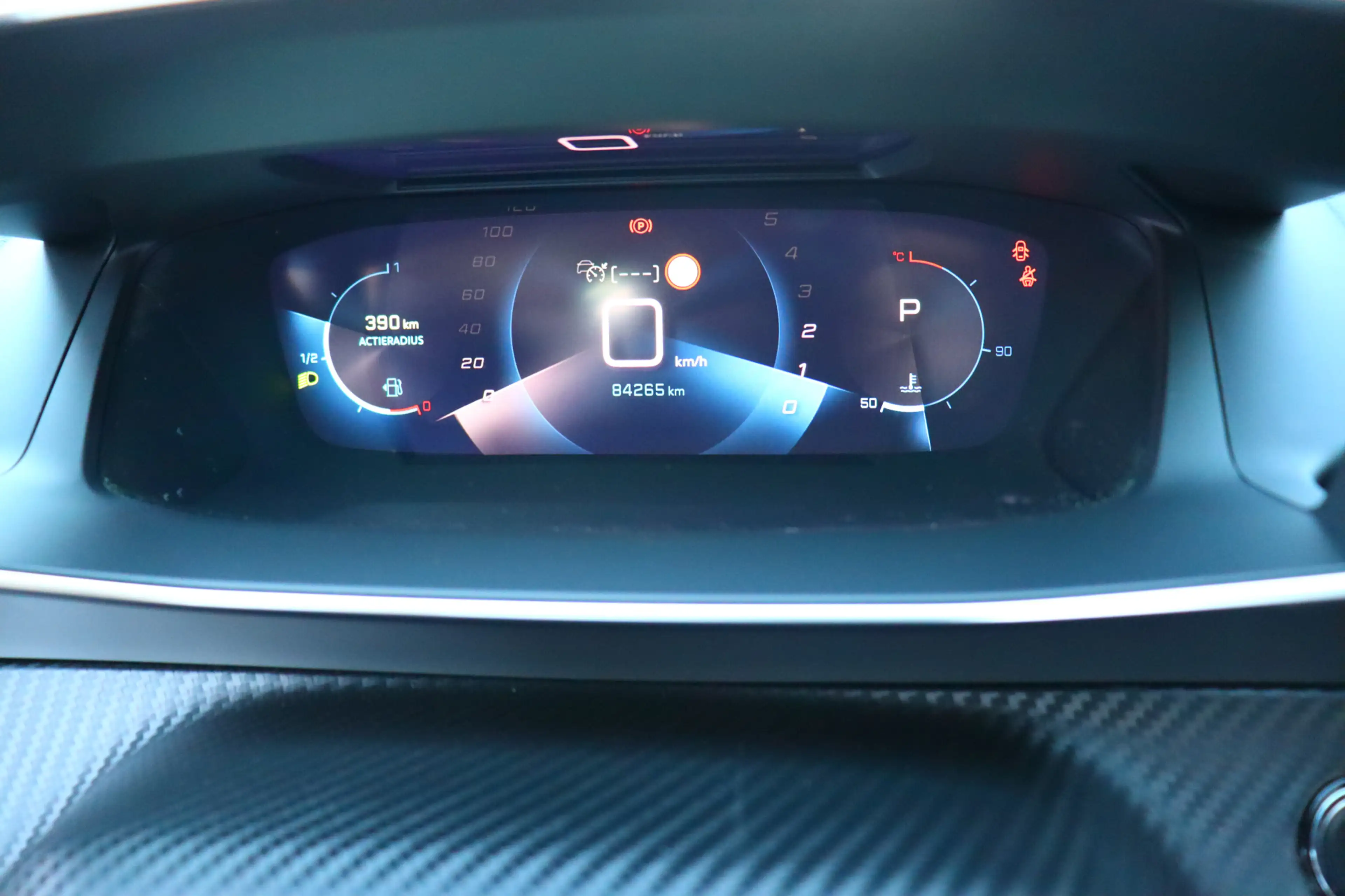 Peugeot 208 1.2 PureTech Allure O.a: Navi, Clima, Carplay, Dab — photo 12