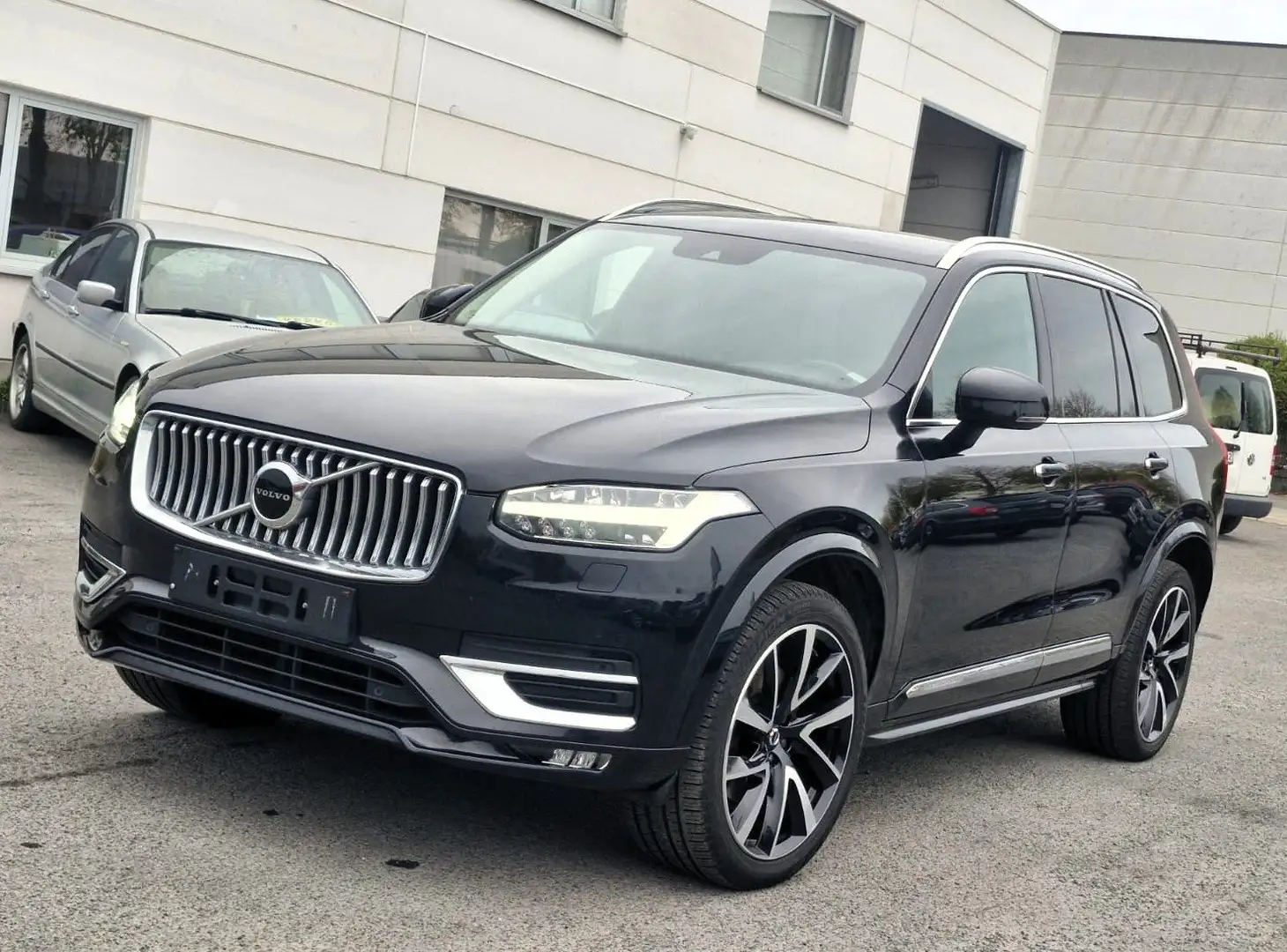 Volvo XC90 B5 AWD Inscription 7 PL CRYSTAL GEAR HARMAN KARDON Zwart - 1