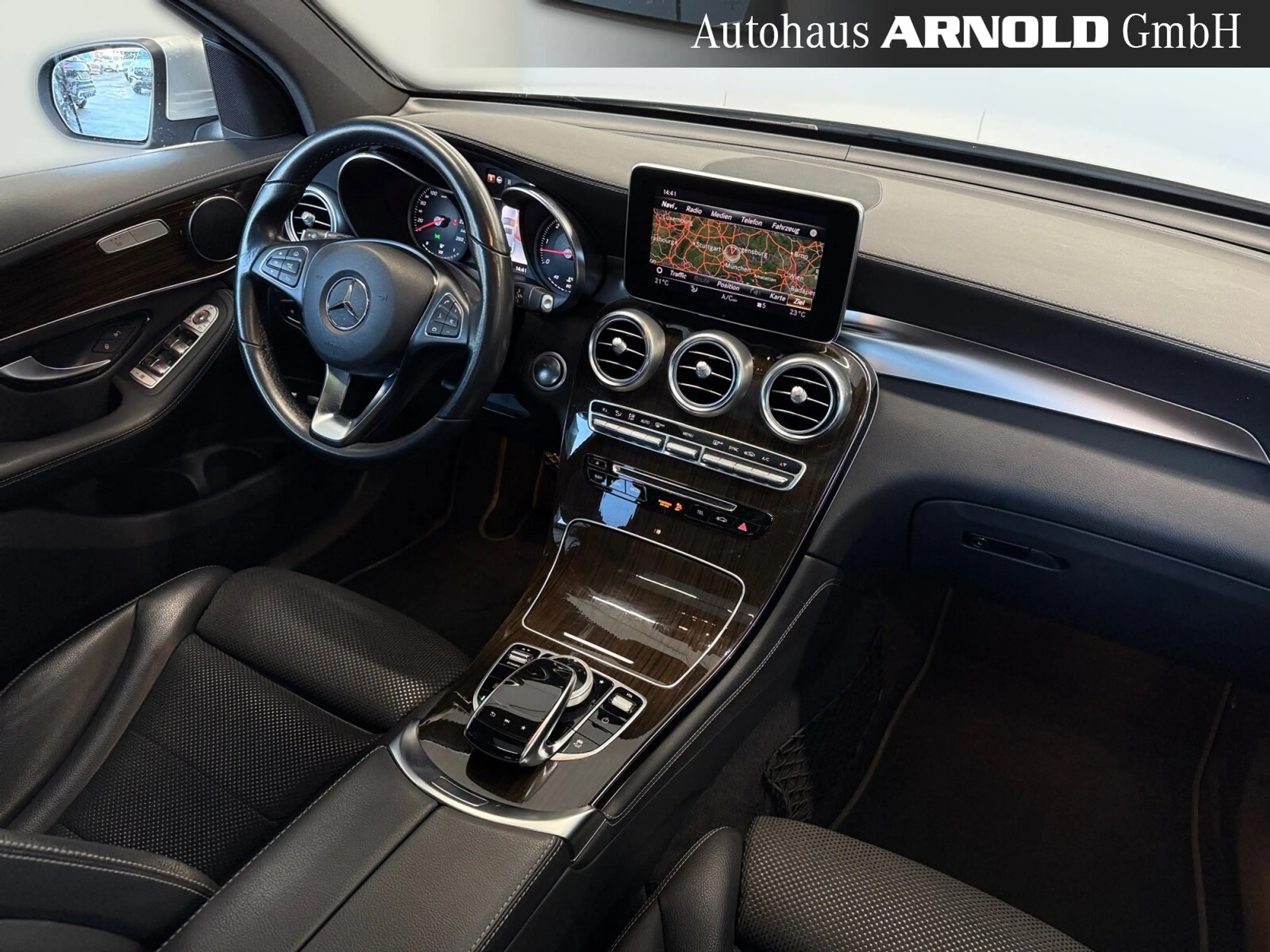 Mercedes-Benz GLC 350 GLC 350 d 4M Coupé DISTRONIC AHK Schiebedach LED — photo 12