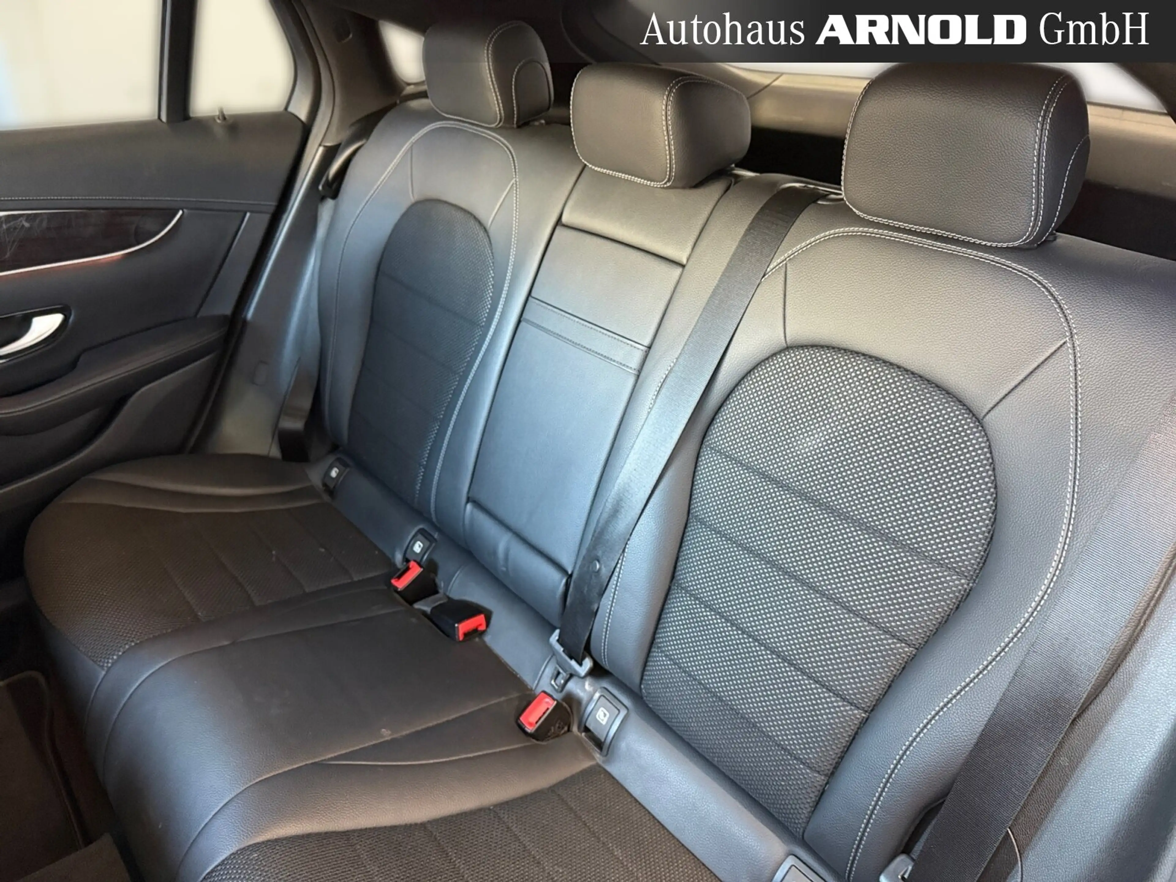 Mercedes-Benz GLC 350 GLC 350 d 4M Coupé DISTRONIC AHK Schiebedach LED — photo 13