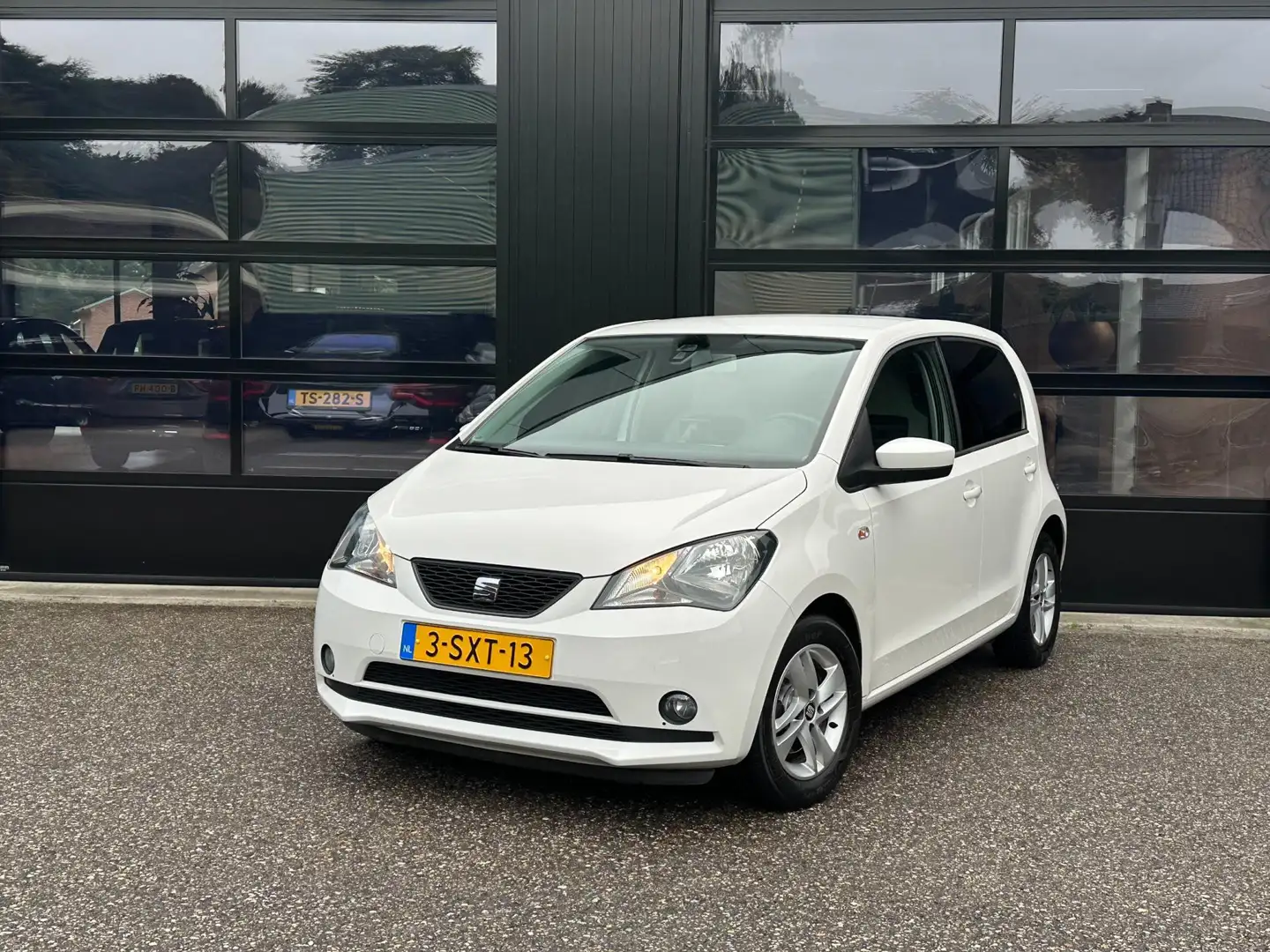 SEAT Mii 1.0 Chill Out Edition Airco Navigatie NL Auto! Blanc - 1