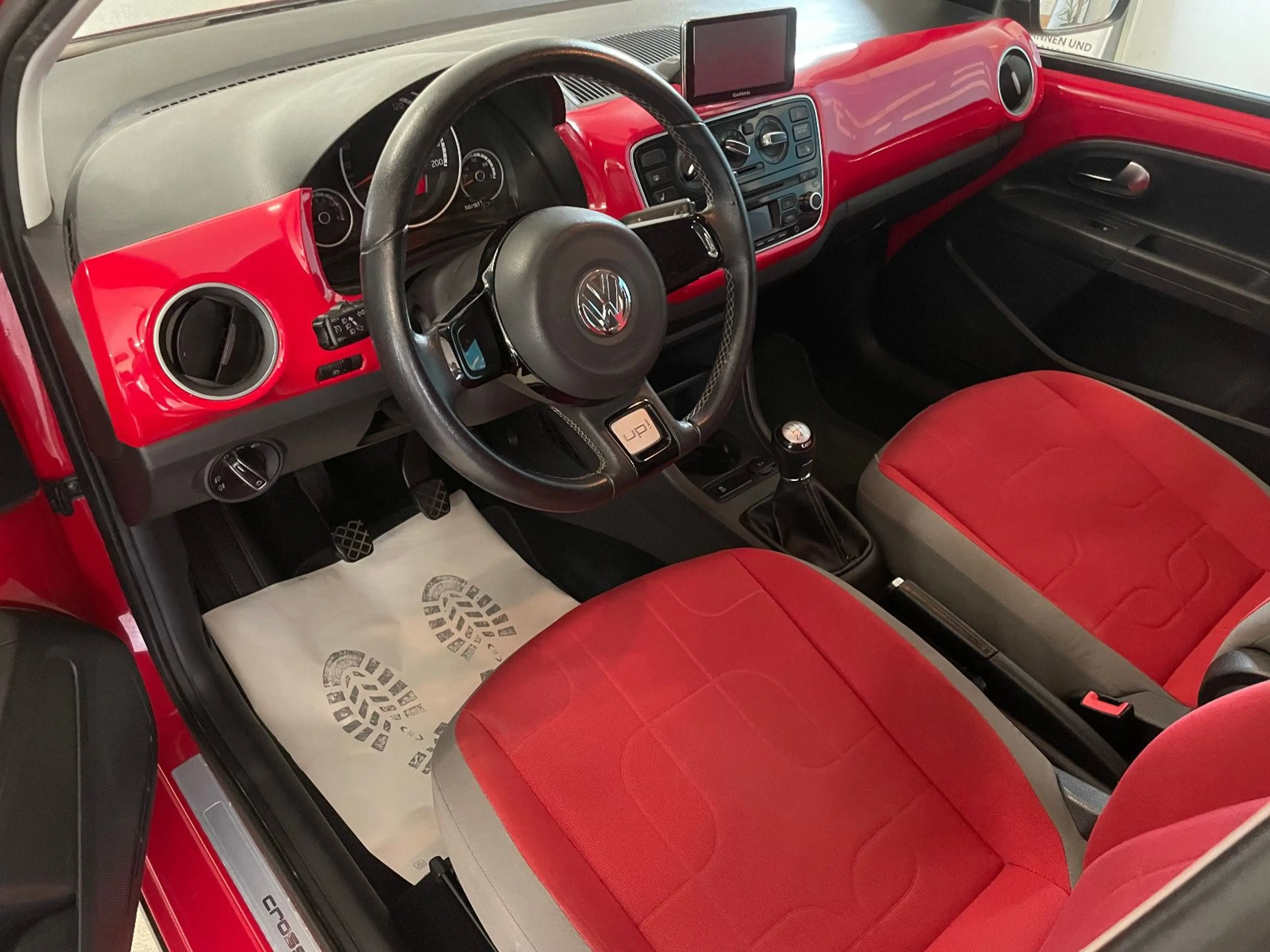 Volkswagen up! — photo 4