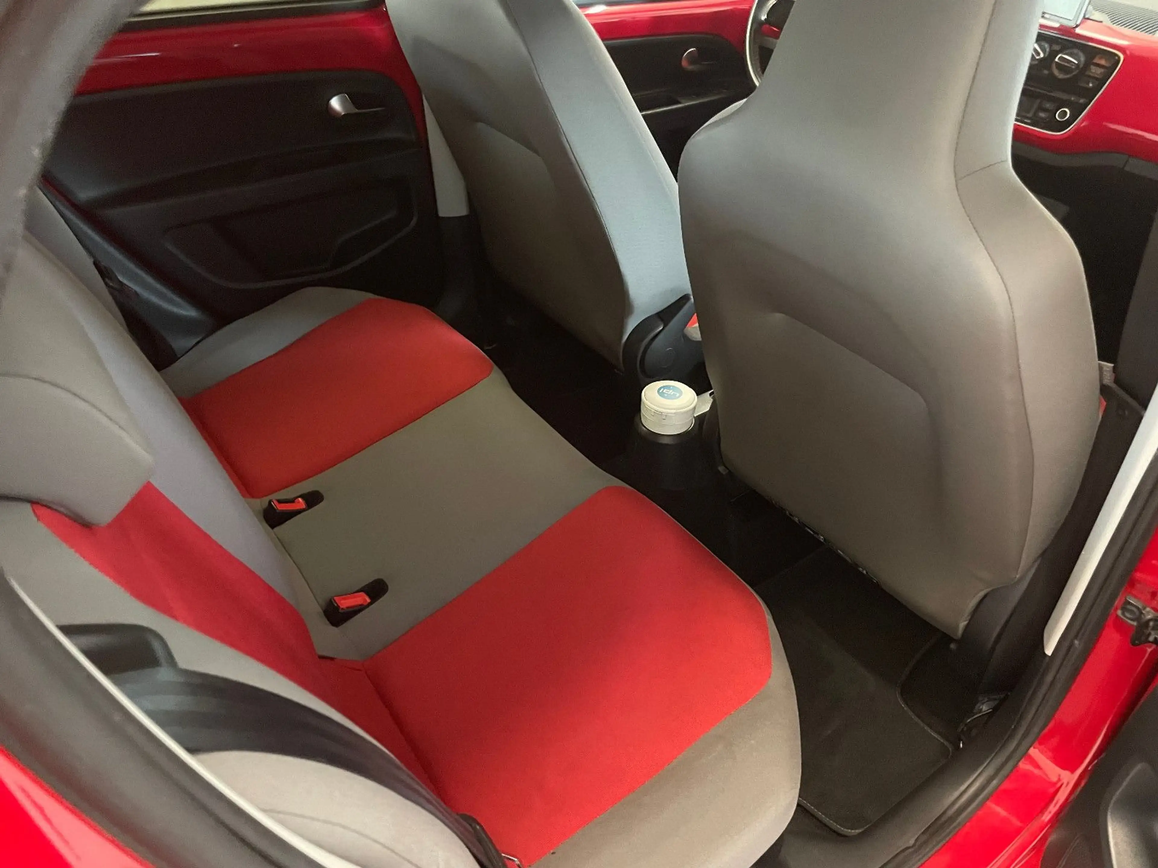 Volkswagen up! — photo 7