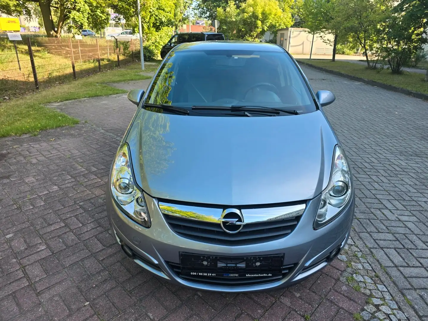 Opel Corsa D Innovation Gümüş rengi - 2