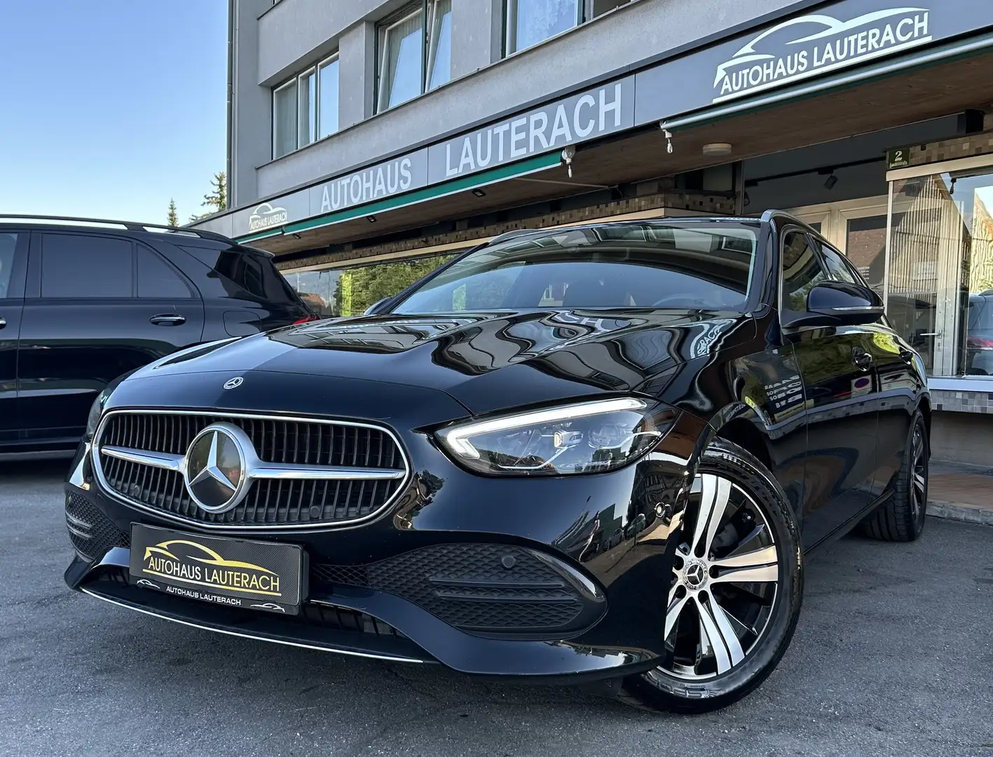 Mercedes-Benz C 200 200d T Aut. *AHK *DISTRONIC+*R.KAMERA *NAVI *LED Negro - 1