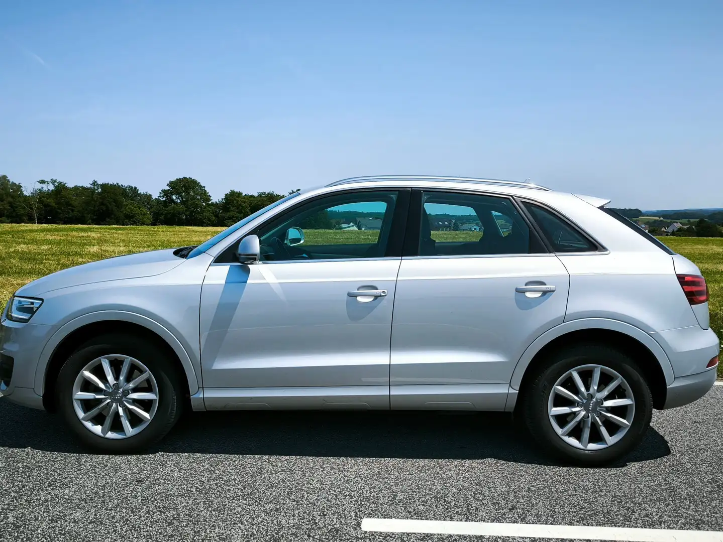 Audi Q3 Q3 2.0 TDI quattro S tronic Silber - 1