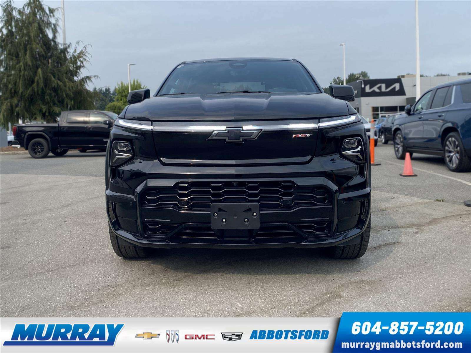 2024 Chevrolet Silverado EV RST 1st Edition - 740 kms of range | No Accidents — снимка 1