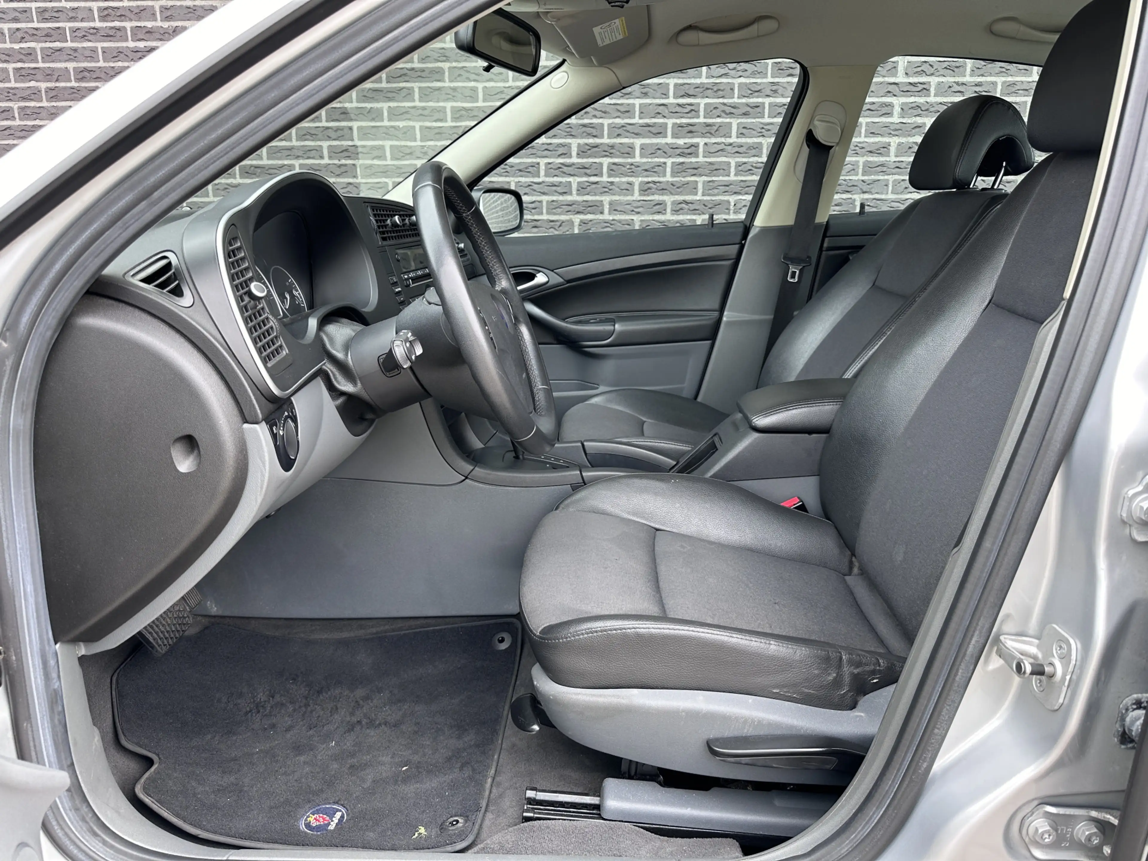 Saab 9-3 Sport Sedan 1.8t Linear | Climate Control | Automa — photo 3