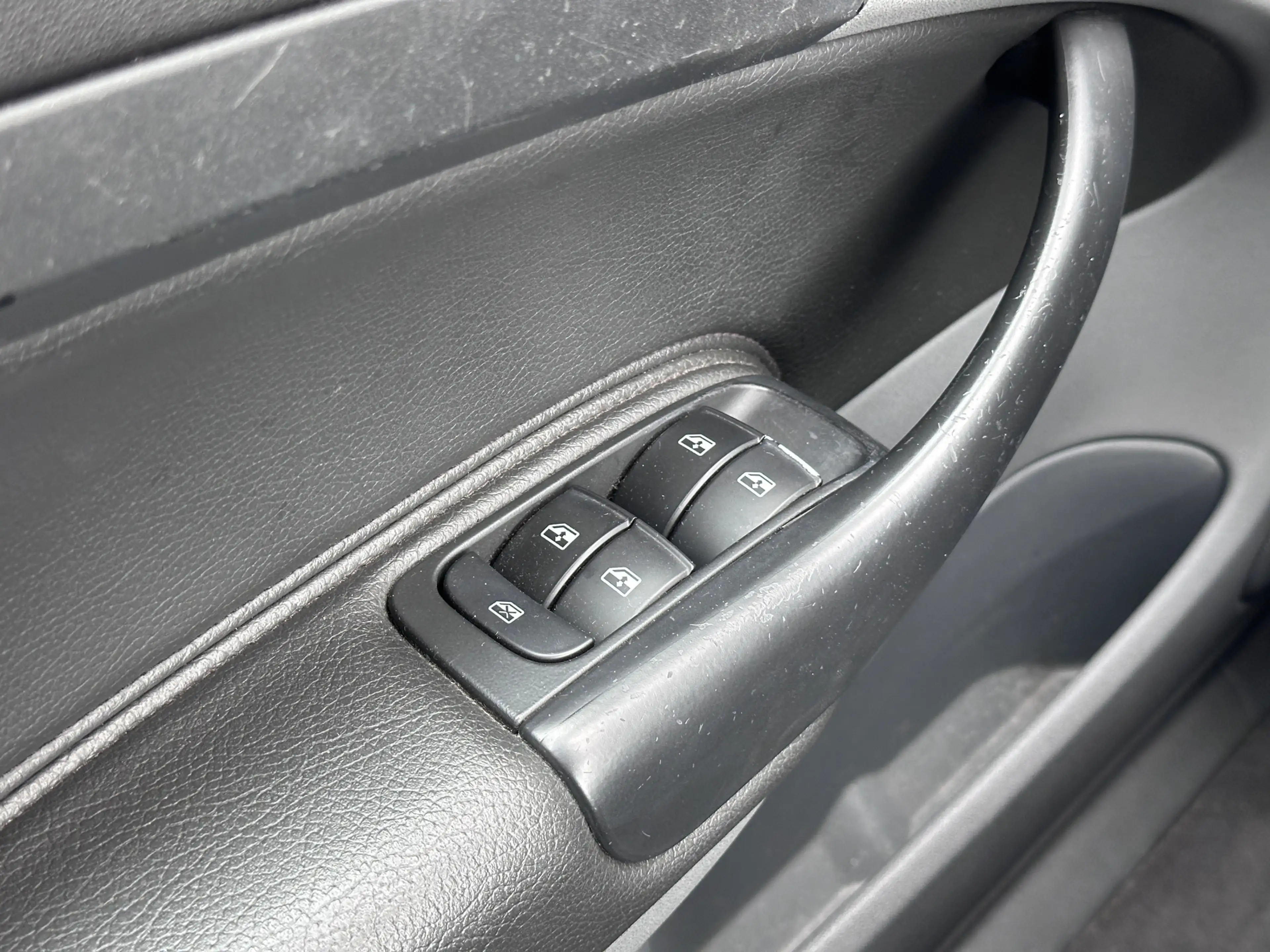 Saab 9-3 Sport Sedan 1.8t Linear | Climate Control | Automa — photo 32