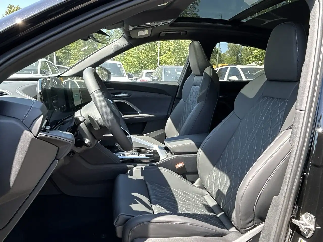 Audi SQ5 снимка Audi SQ5