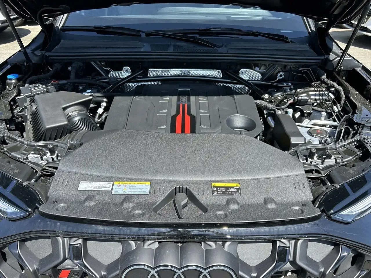 Audi SQ5 снимка Audi SQ5