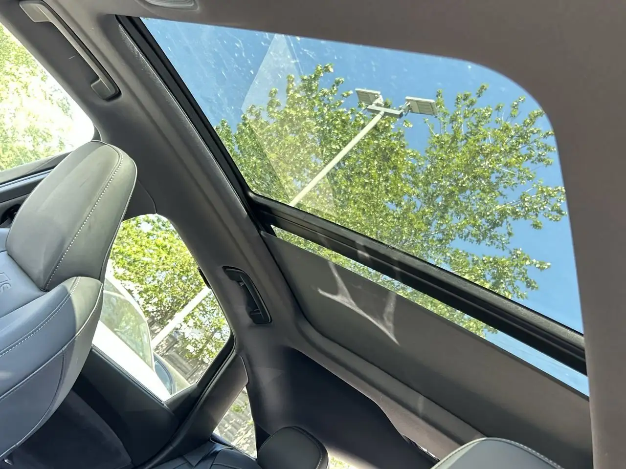 Audi SQ5 снимка Audi SQ5