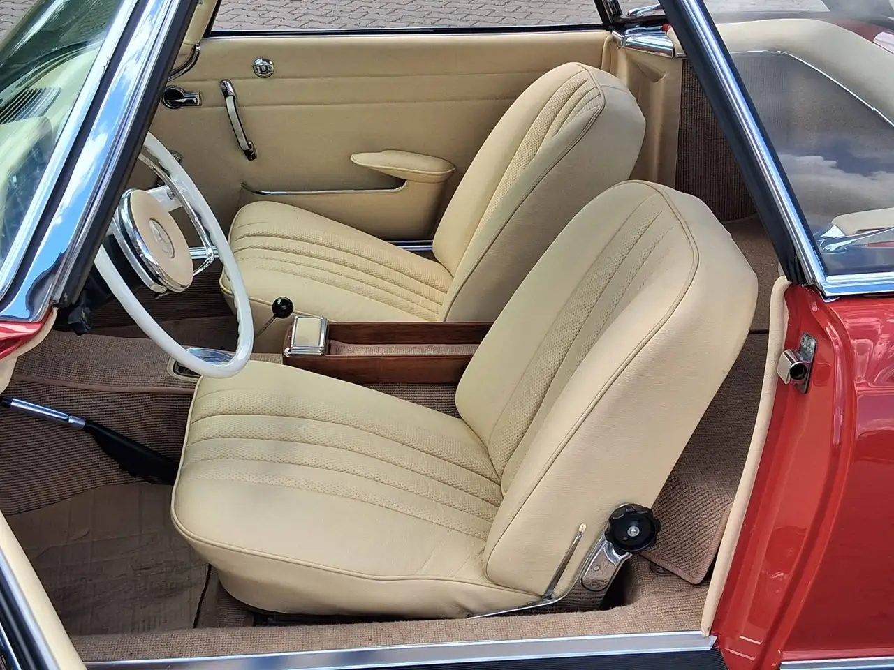 Mercedes-Benz SL 230 Bild 11