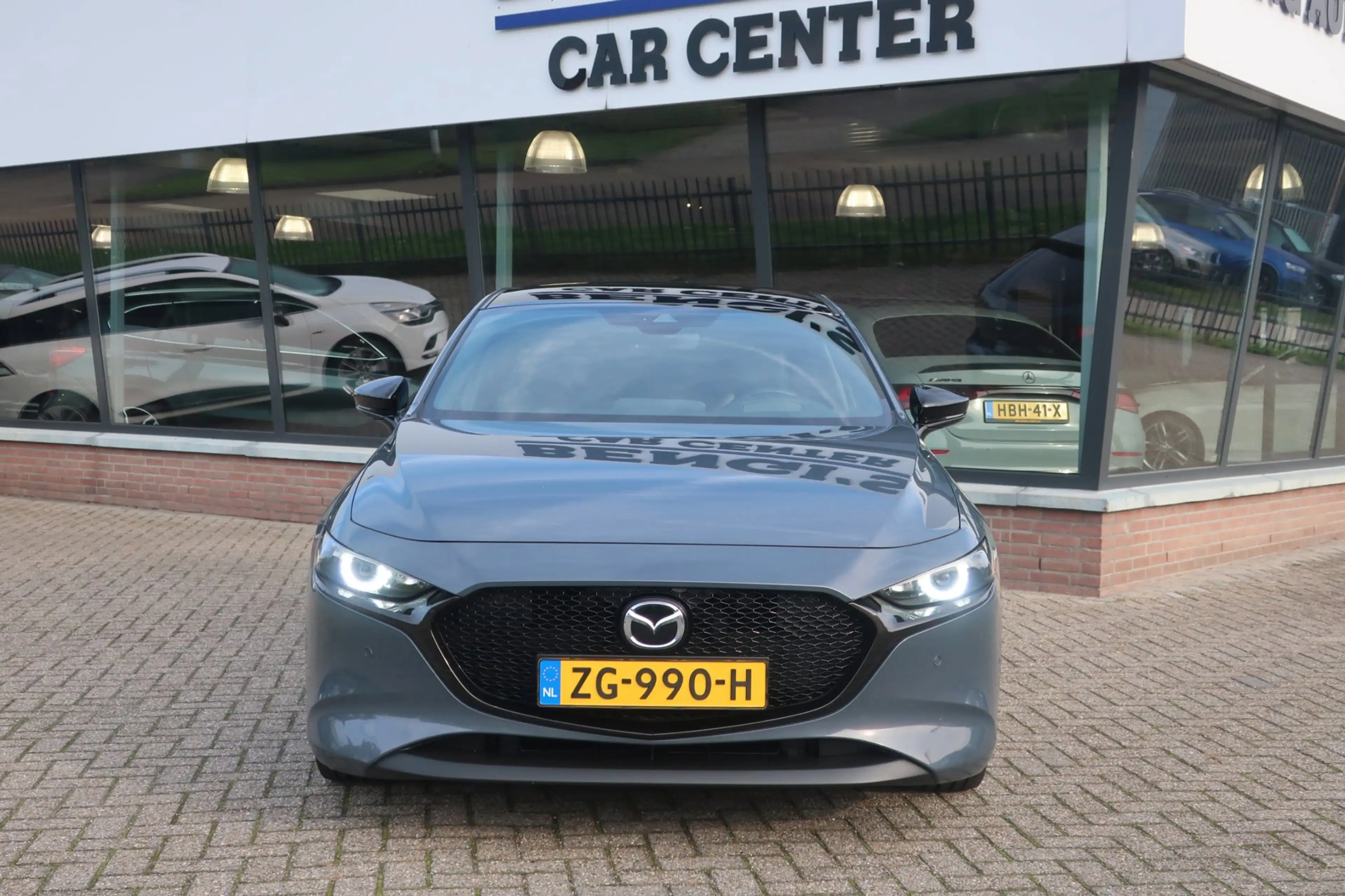 Mazda 3 2.0 e-SkyActiv-G M Hybrid 122 Luxury. LED_ACC_Stuu — photo 3
