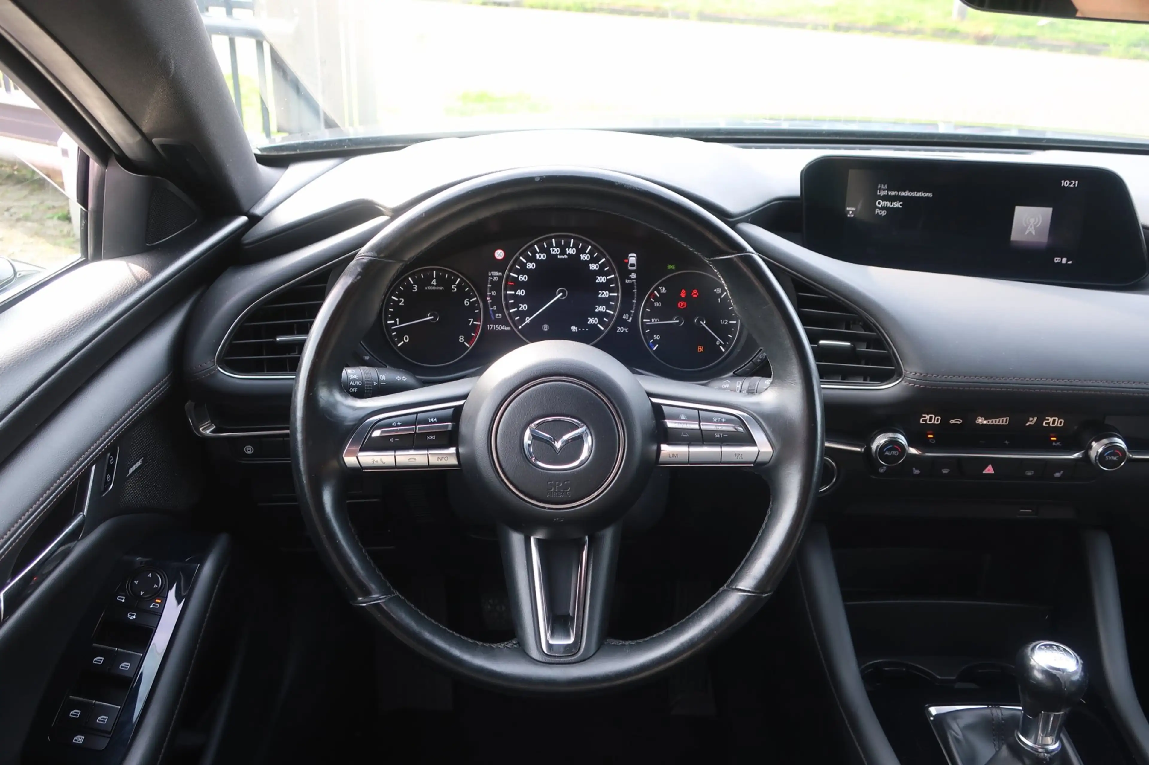 Mazda 3 2.0 e-SkyActiv-G M Hybrid 122 Luxury. LED_ACC_Stuu — photo 16