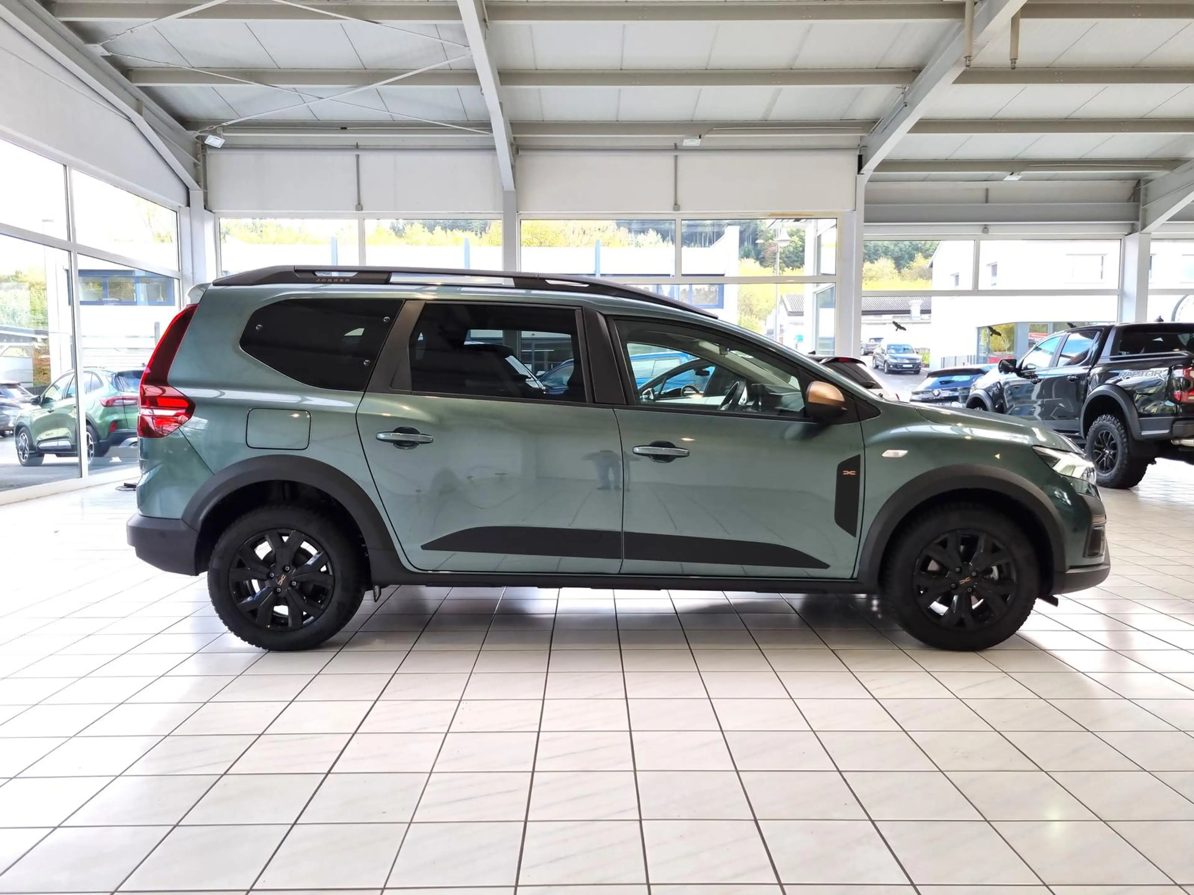 Dacia Jogger Extreme TCe 110 7-Sitze #City-P #S.Heiz #R.Kamera — photo 5
