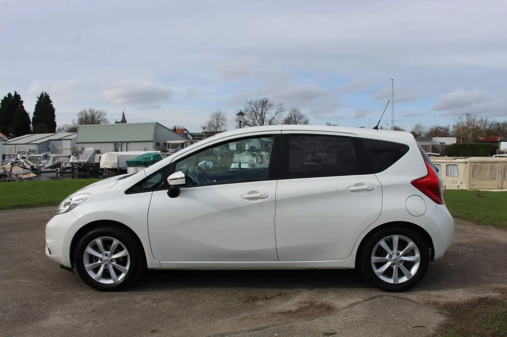 Nissan Note 1.2 DIG-S Connect Edition *Navi *Cruise Wit - 2