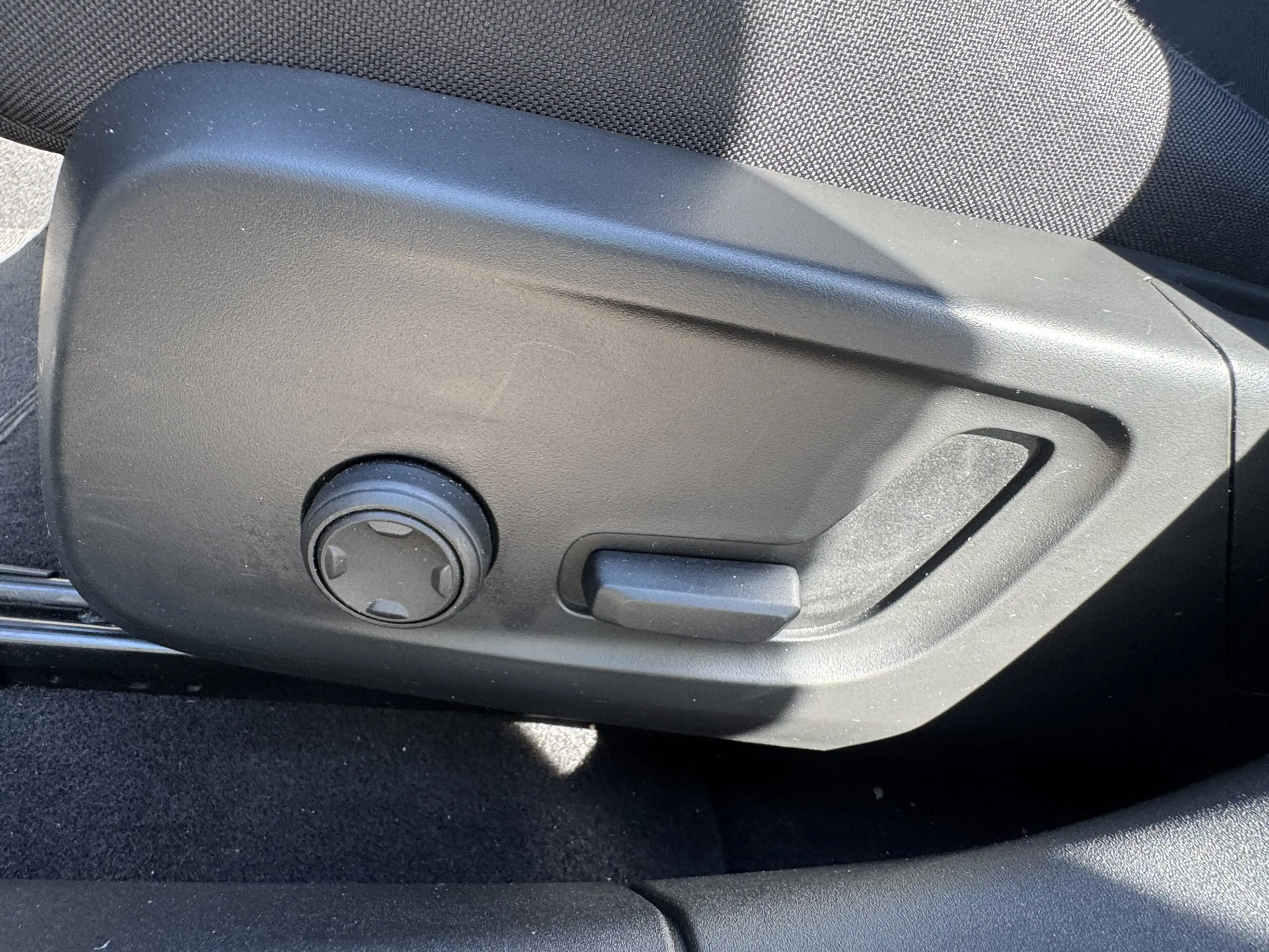 Polestar 2 Long Range Single Motor 78 kWh // ADAPTIVE CRUISE — photo 12
