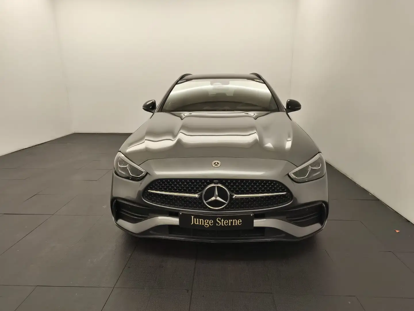 Mercedes-Benz C 300 C 300 T d AMG Premium+ Distro Pano AHK Night Navi Grau - 2