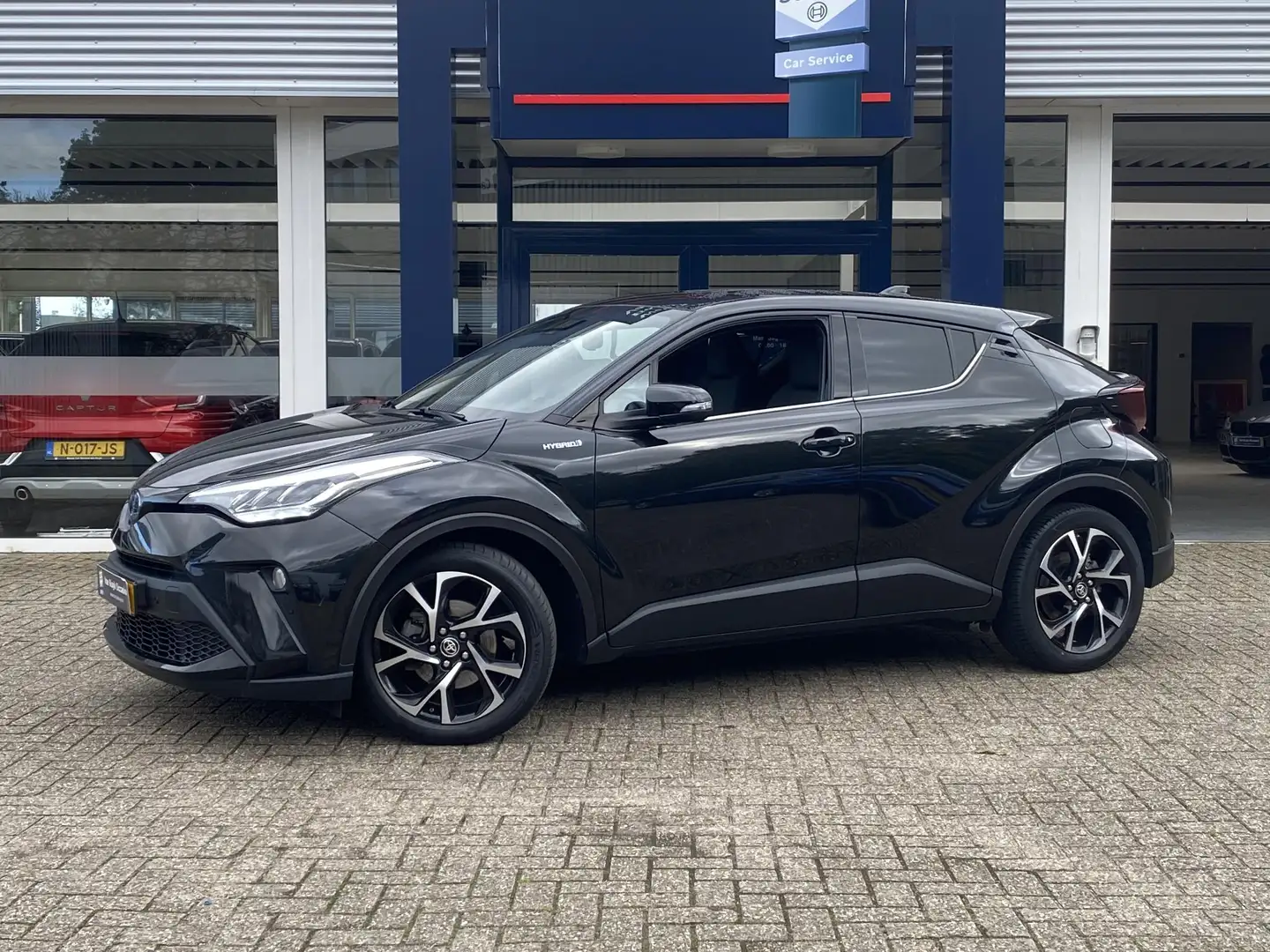 Toyota C-HR 1.8 Hybrid Business Plus / Automaat / Adaptieve Cr Zwart - 2