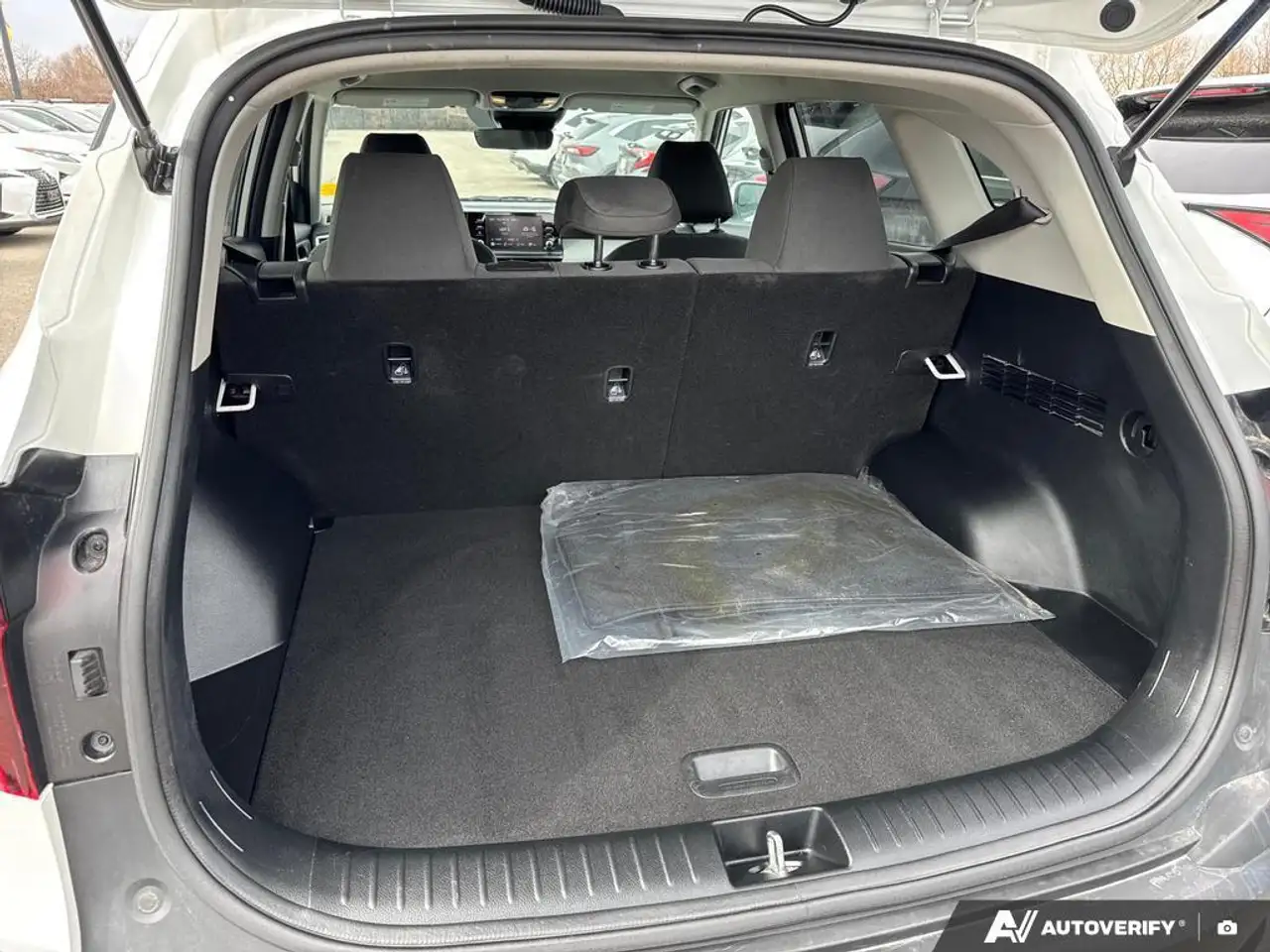 Kia Seltos снимка Kia Seltos
