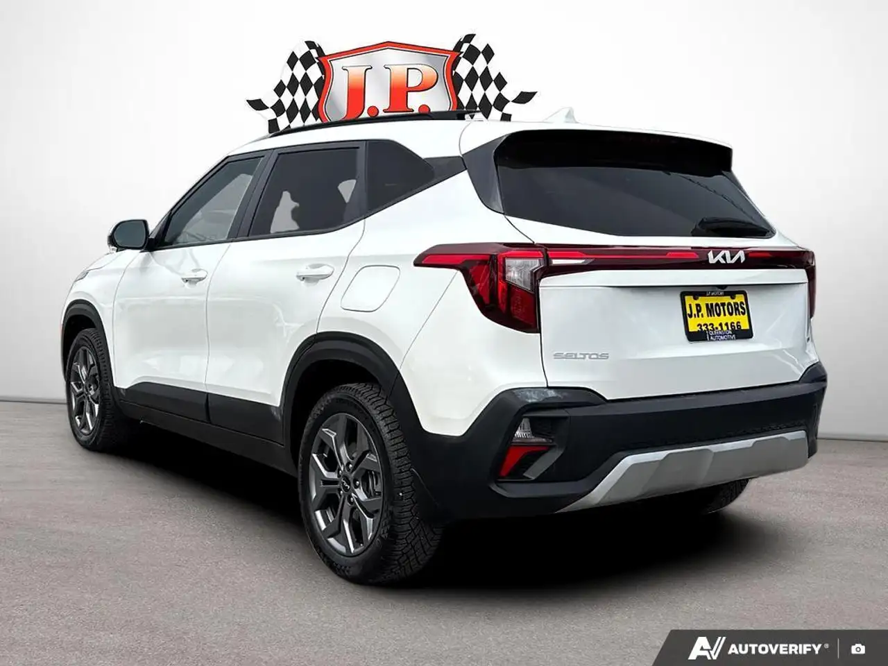 Kia Seltos снимка Kia Seltos