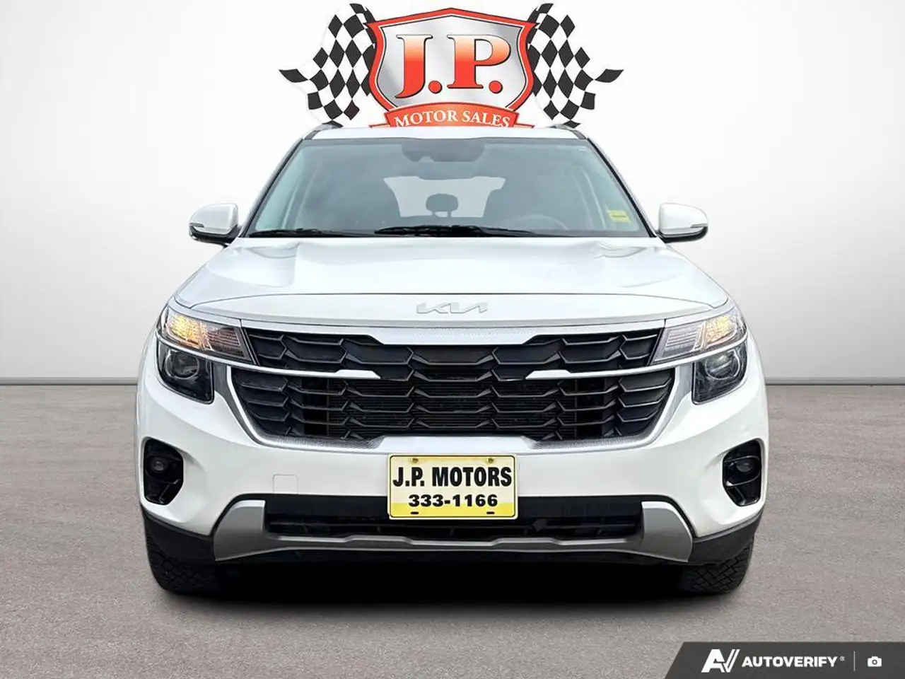 Kia Seltos снимка Kia Seltos