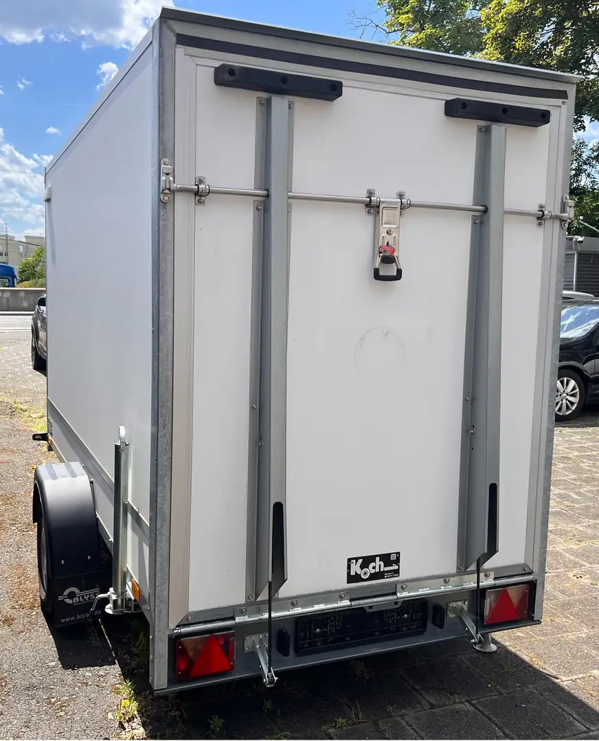 Blyss Blyss C130 Kofferanhänger mit Ladbordwand Weiß - 2