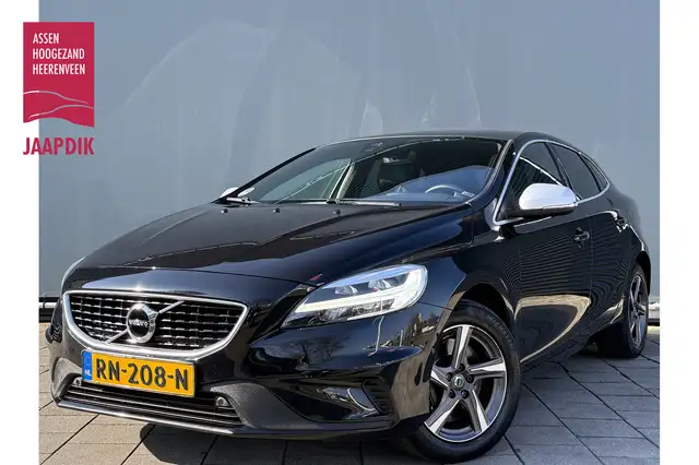 Volvo V40 BWJ 2018 | 2.0 D3 150PK R-DESIGN | TREKHAAK | PANO