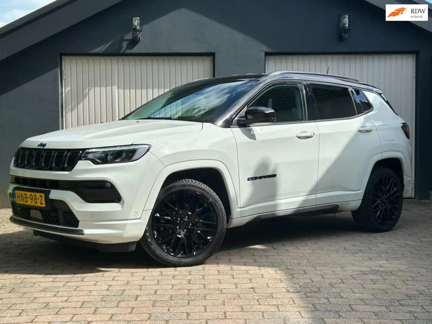 Jeep Compass 4xe 240 Plug-in Hybrid Electric S / Lederen bekled Wit - 1
