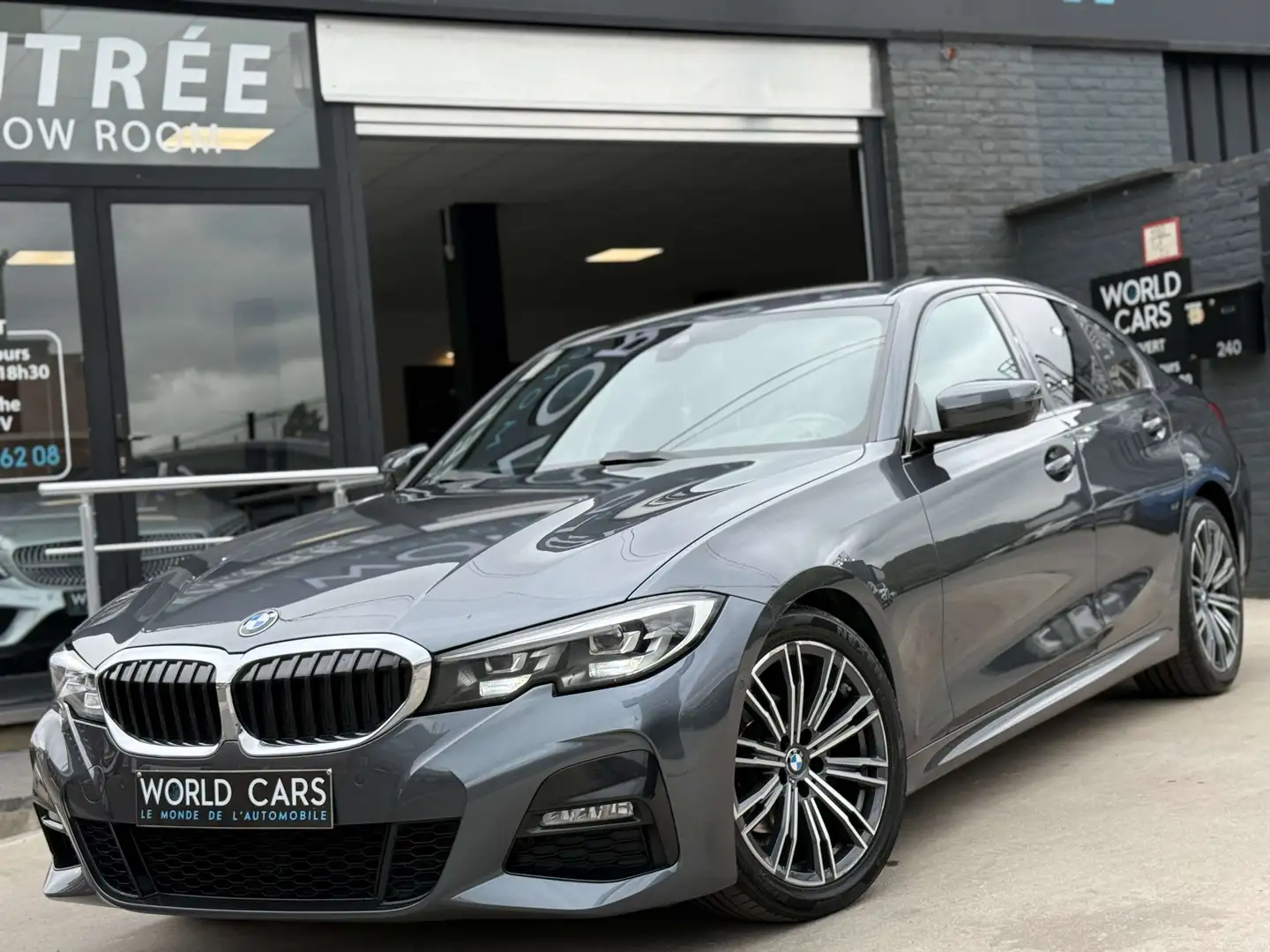 BMW 318 dA PACK M/ NAVIGATION/ FRONT ASS/ LINE ASS/ FULL Gris - 1