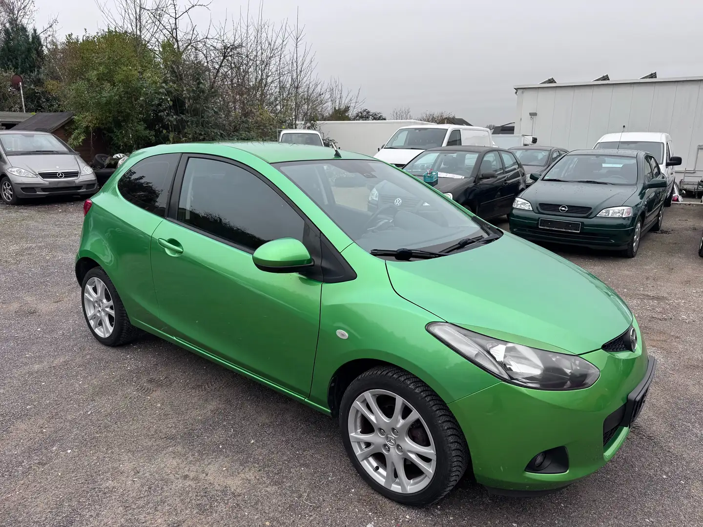 Mazda 2 2 3-Türer 1.5 Sport Tüv+Au neu Verde - 2