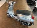 Vespa Elettrica 70 km/h Modell Grijs - thumbnail 3