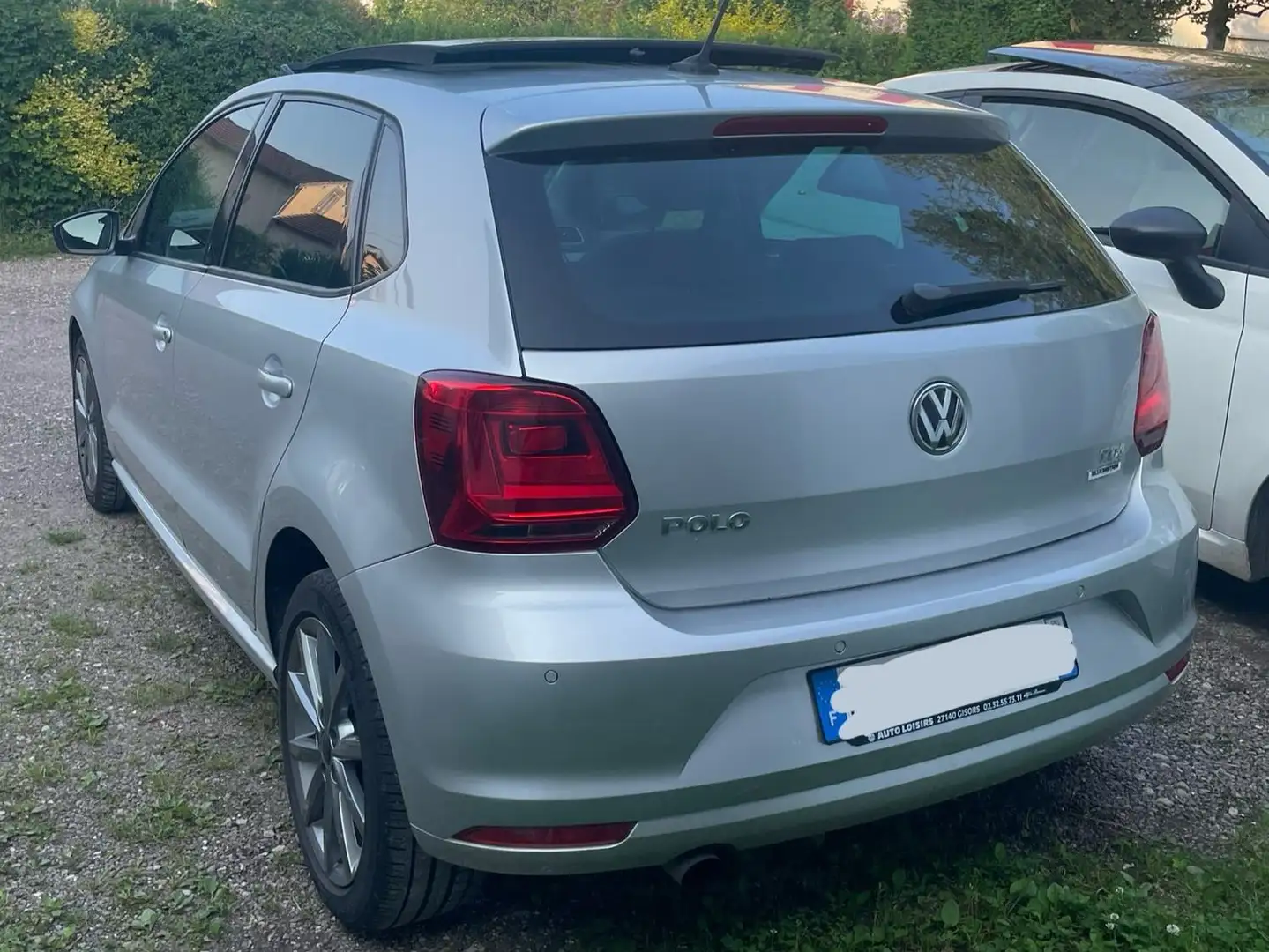 Volkswagen Polo POLO 1.4 TDI 90 BLUEMOTION Gris - 2