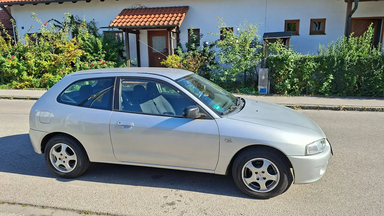 Mitsubishi Colt 1,6i Comfort Automatik Klima rostfrei bildschön 4AB ABS TÜV10/28, foto 4