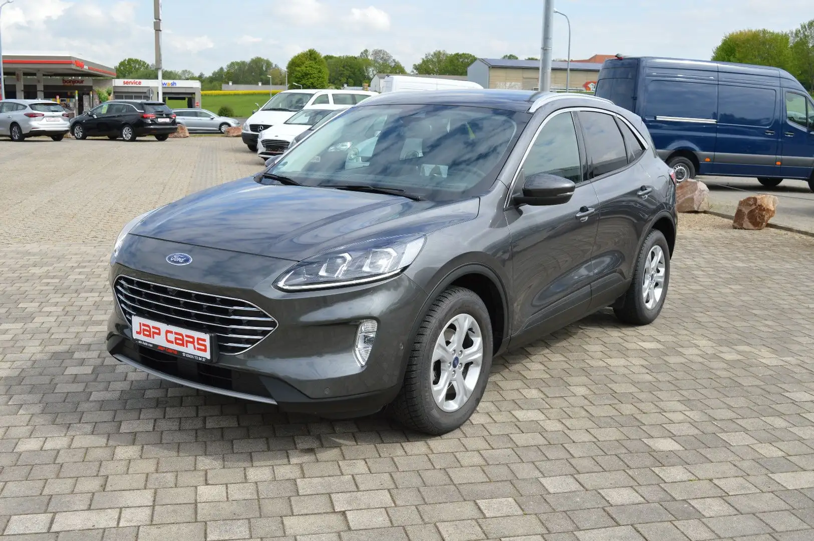Ford Kuga 2.0 Eco Blue Automatik 4x4 Titanium X+ AHK Grau - 1