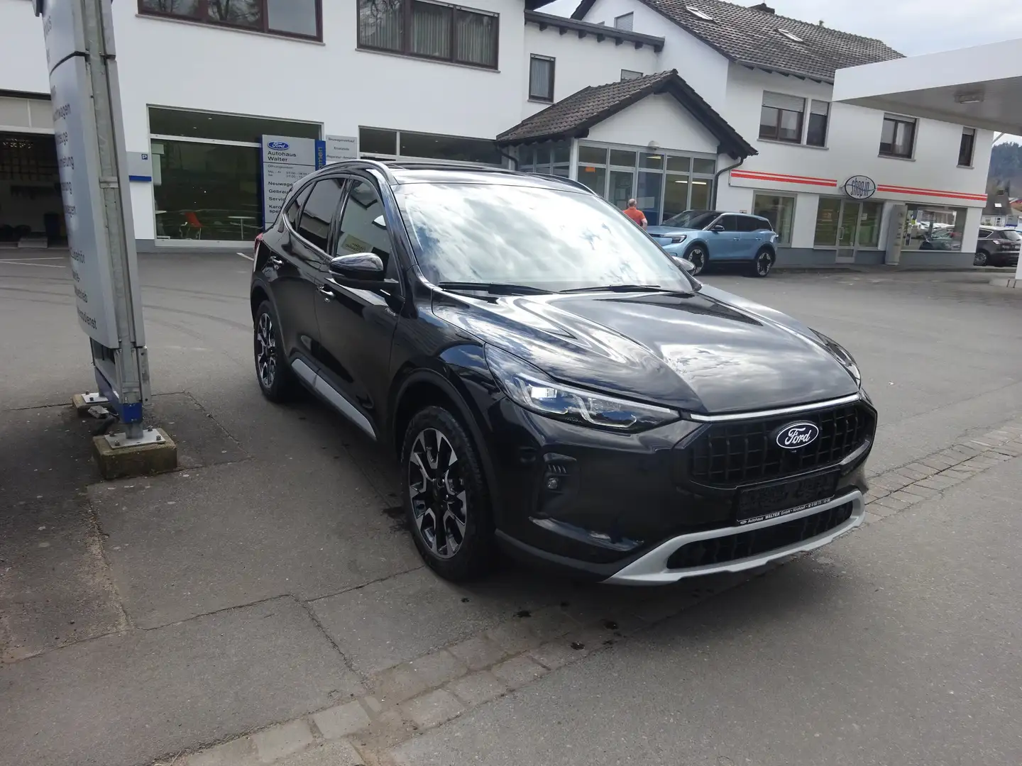Ford Kuga Hybrid FHEV Active Allrad Schiebedach Neues Modell Negro - 2