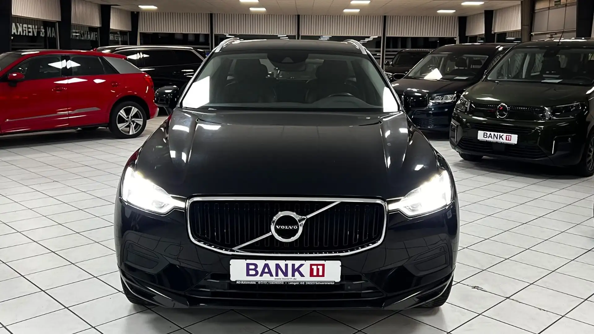 Volvo XC60 Momentum Pro TÜV&AU neu&Garantie Schwarz - 1
