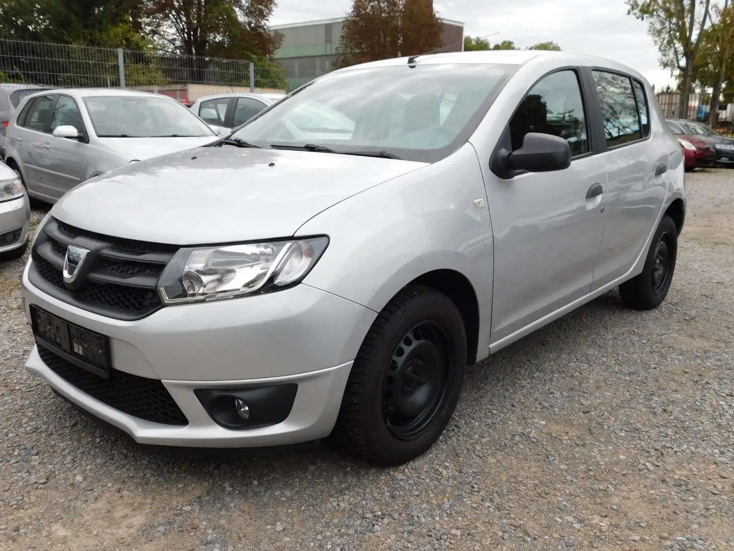 Dacia Sandero II Ambiance Silber - 1