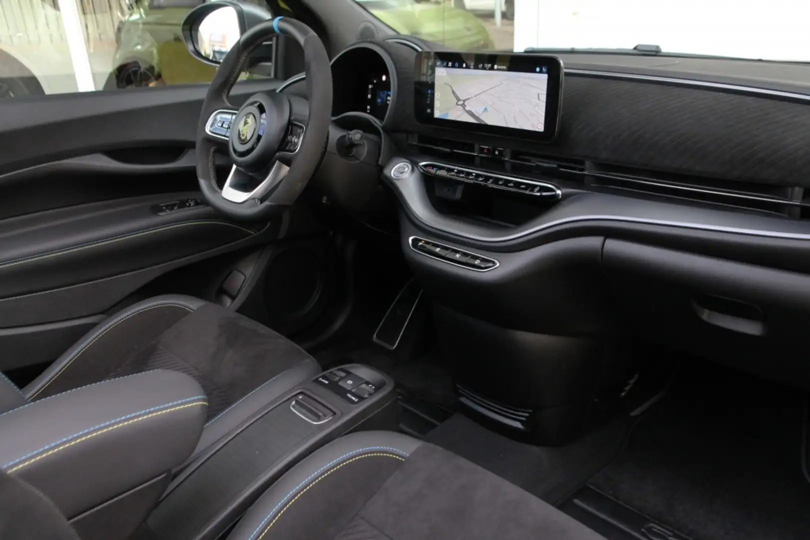 Abarth 500C Turismo 42 kWh 155PK Keyless I JBL Sound Verde - 2