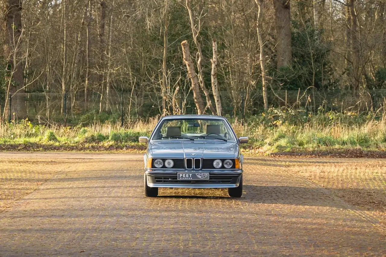 BMW 635 CSi E24, foto 2