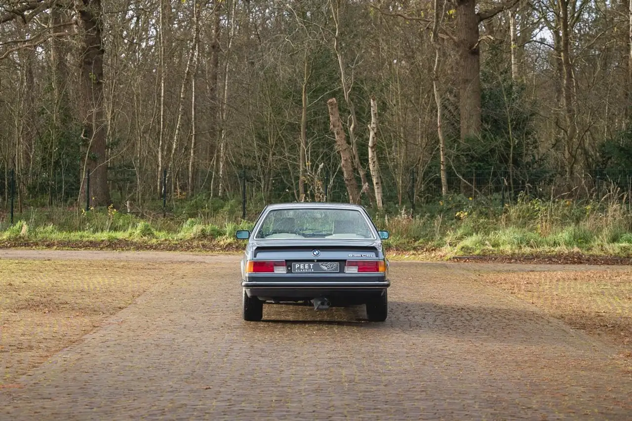 BMW 635 CSi E24, foto 6