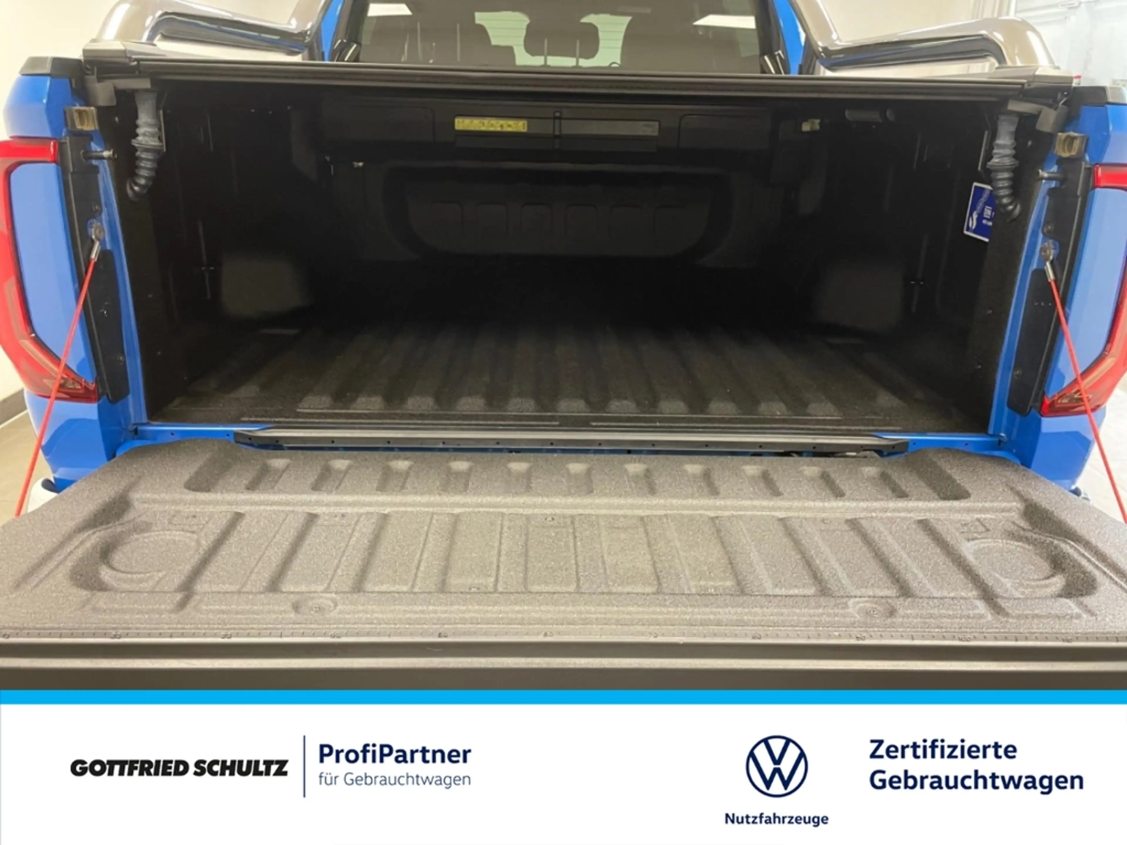 Volkswagen Amarok Aventura 3.0 TDI 4Motion DSG AHK Navi — photo 11